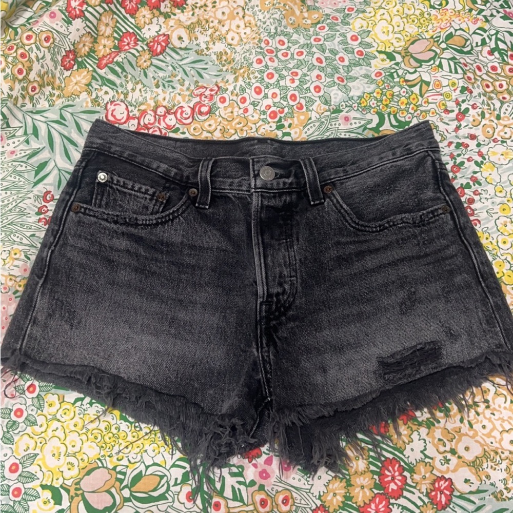 NWOT Levi’s 501 Jean Shorts Size 27
